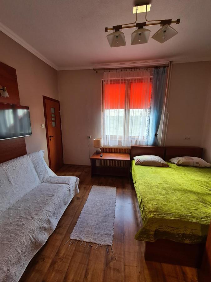 Gosciniec Halka Hostel Zwardon Exterior photo