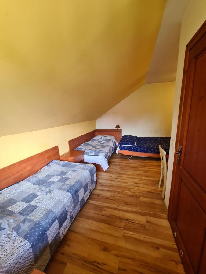 Gosciniec Halka Hostel Zwardon Exterior photo