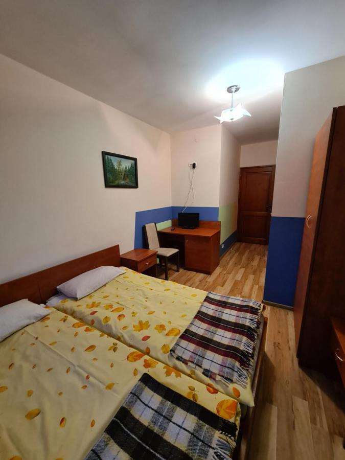 Gosciniec Halka Hostel Zwardon Exterior photo