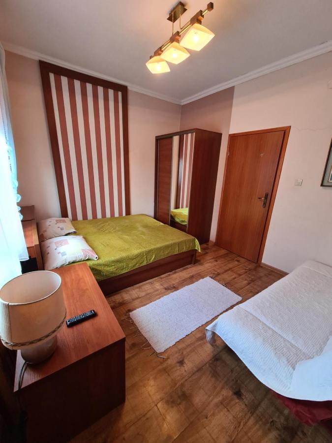 Gosciniec Halka Hostel Zwardon Exterior photo